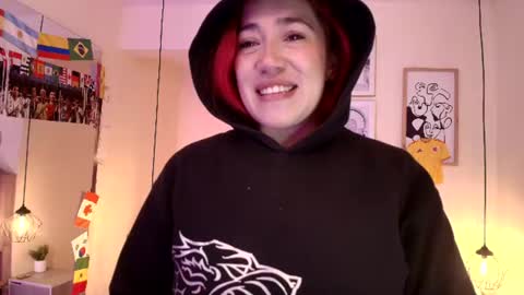 Snapshot of celestee15_ chatting on 07-06-26, 11:18 Celeste online show from 07-06-26, 11:18