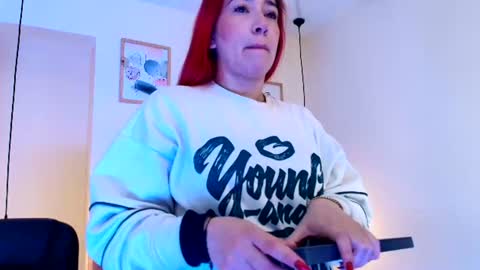 Snapshot of celestee15_ chatting on 07-10-26, 11:13 Celeste online show from 07-10-26, 11:13
