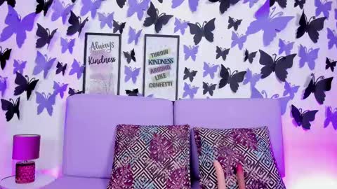 Snapshot of celestee_saenz chatting on 03-07-25, 12:48 Celeste online show from 03-07-25, 12:48