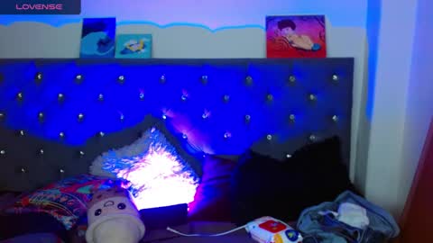 I am Valentinn online show from 02-23-25, 01:35