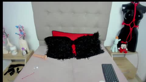 CelestheJones online show from 01-29-25, 06:12