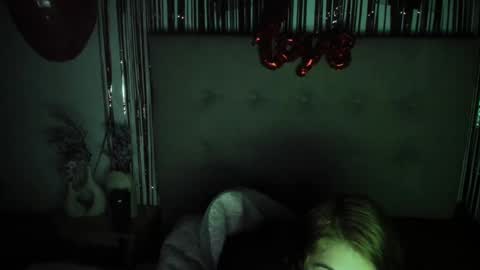 CelestheJones online show from 02-11-25, 06:40