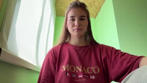 Snapshot of celestinaskripko chatting on 07-18-26, 03:22 Julia online show from 07-18-26, 03:22