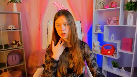 Snapshot of celestinemauriac chatting on 03-04-26, 04:24 your cute kitty online show from 03-04-26, 04:24