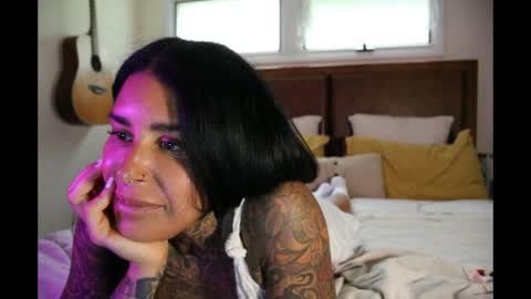Snapshot of celineshore chatting on 05-22-26, 07:08 Celine Shore online show from 05-22-26, 07:08