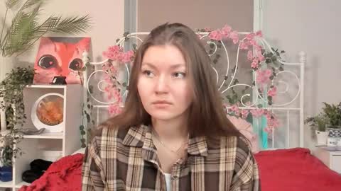 Snapshot of celineswiatkowski chatting on 02-28-26, 08:21 Nina online show from 02-28-26, 08:21