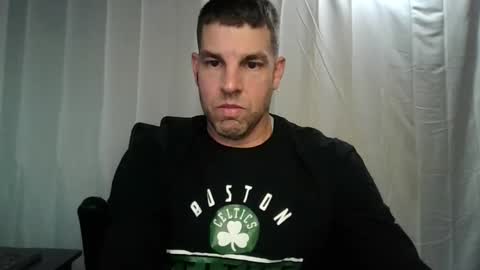 Snapshot of celtscrazy20 chatting on 10-23-25, 02:49 Josh online show from 10-23-25, 02:49