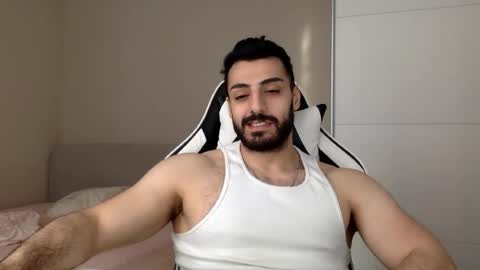 cemilyoztt online show from 06-12-26, 02:49