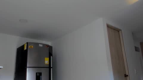 Snapshot of ceron_cb chatting on 11-17-25, 08:25 ceron cb online show from 11-17-25, 08:25