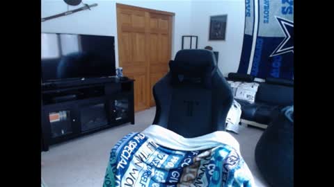 Marie online show from 01-06-25, 04:02