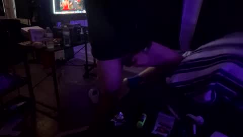 Snapshot of cezarthebreeder chatting on 02-28-26, 02:18 cezarthebreeder online show from 02-28-26, 02:18