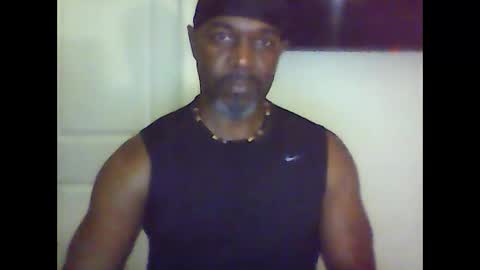 Snapshot of cflayv chatting on 11-23-25, 06:24 cflayv online show from 11-23-25, 06:24