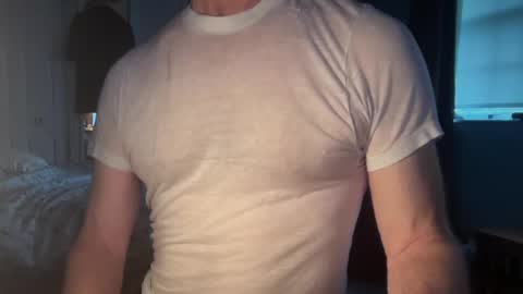 Snapshot of cfnmworkout1 chatting on 04-19-26, 12:26 cfnmworkout1 online show from 04-19-26, 12:26
