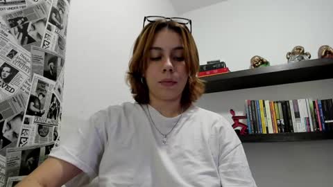Isa online show from 12-22-24, 05:01