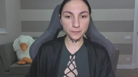 Kate online show from 09-26-25, 05:11