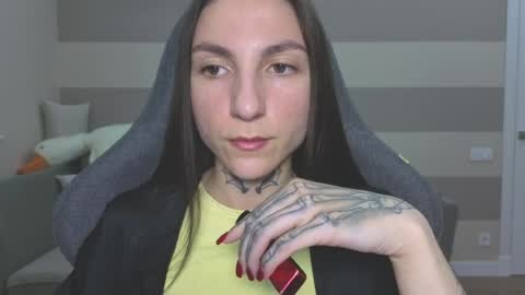 Kate online show from 05-20-26, 06:19