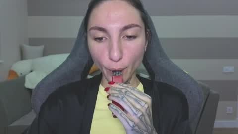 Kate online show from 07-14-26, 05:45