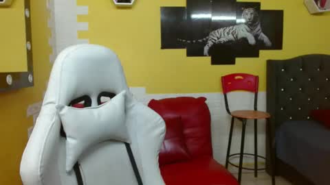 chacorta_ online show from 05-19-26, 01:06