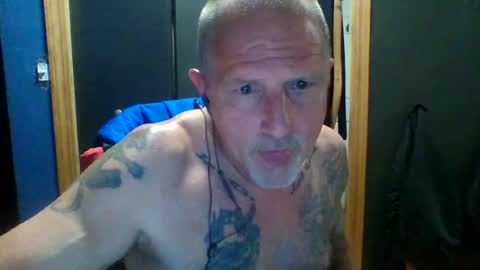 Snapshot of chadsters123 chatting on 06-25-26, 05:12 chadsters123 online show from 06-25-26, 05:12