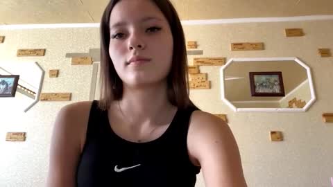 Luna online show from 03-28-26, 11:10