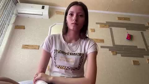 Snapshot of chaesoffel chatting on 06-21-26, 08:06 Luna online show from 06-21-26, 08:06