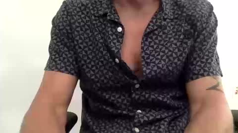 Snapshot of chagaschoo chatting on 10-15-25, 05:35 Chags online show from 10-15-25, 05:35