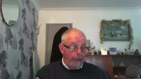 Snapshot of champers37 chatting on 12-23-24, 12:41 Champers online show from 12-23-24, 12:41
