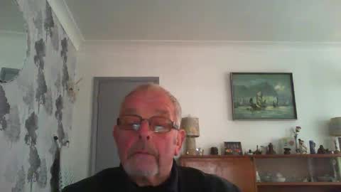 Snapshot of champers37 chatting on 01-16-25, 12:20 Champers online show from 01-16-25, 12:20