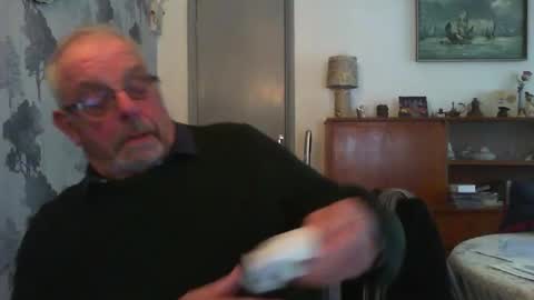 Snapshot of champers37 chatting on 01-26-25, 10:12 Champers online show from 01-26-25, 10:12