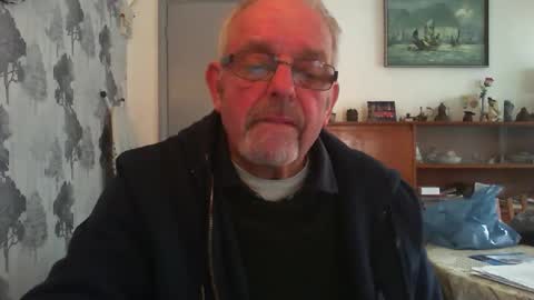 Snapshot of champers37 chatting on 03-11-25, 10:51 Champers online show from 03-11-25, 10:51