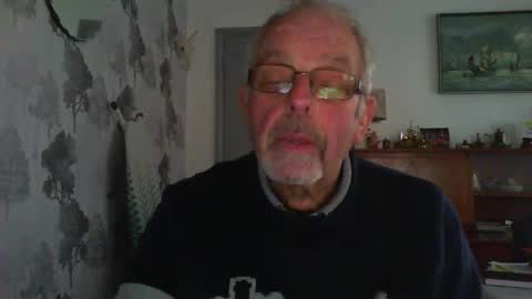 Snapshot of champers37 chatting on 12-14-25, 10:20 Champers online show from 12-14-25, 10:20