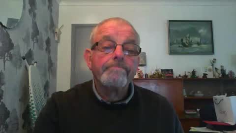 Snapshot of champers37 chatting on 12-17-25, 12:22 Champers online show from 12-17-25, 12:22