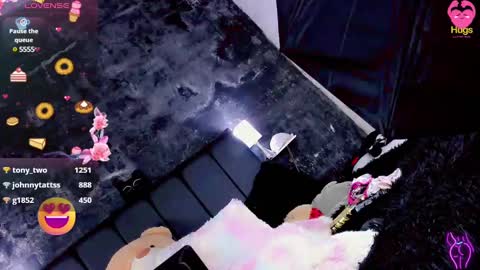 Snapshot of chandosa_sex chatting on 03-12-25, 03:35 pamela online show from 03-12-25, 03:35