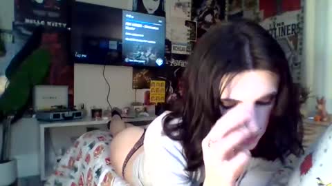 Snapshot of chanel2002 chatting on 11-12-25, 06:41 chanel2002 online show from 11-12-25, 06:41