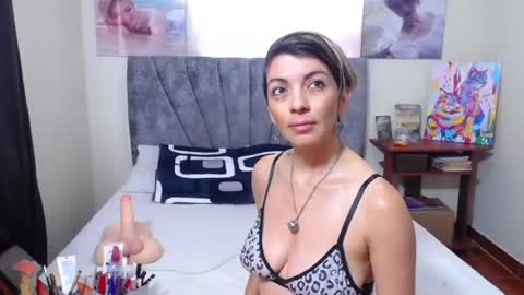 Snapshot of chanel_joliee chatting on 07-05-26, 01:18 chanel online show from 07-05-26, 01:18