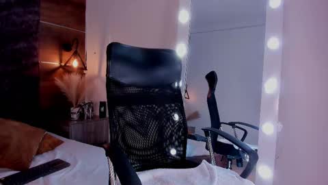 C H A N E L online show from 03-08-25, 02:01