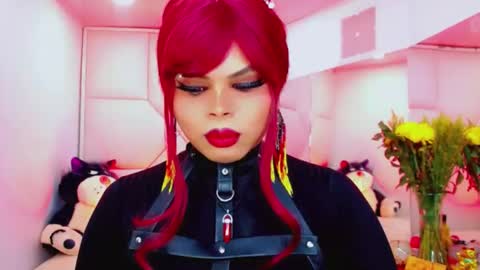 Snapshot of chanells chatting on 12-14-25, 12:21 chanell online show from 12-14-25, 12:21