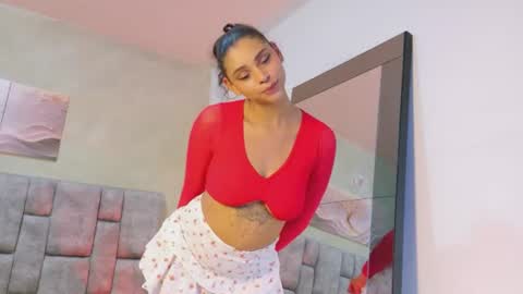 CHANELL SIN online show from 06-10-26, 09:03