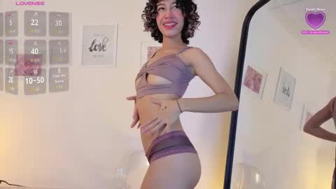 Snapshot of channel_conner05 chatting on 12-19-25, 01:51 Channel online show from 12-19-25, 01:51