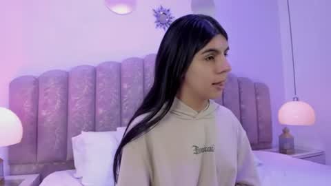 Snapshot of channel_sofia chatting on 07-17-26, 10:25 Channel Sofia online show from 07-17-26, 10:25