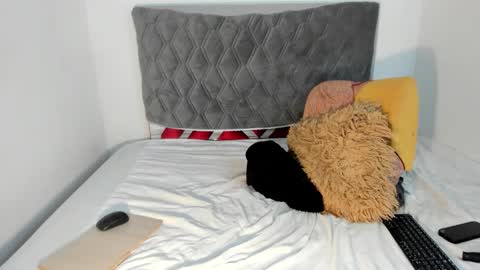 Snapshot of channellross chatting on 10-02-25, 01:56 Chanell online show from 10-02-25, 01:56