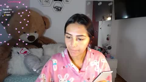 Snapshot of channelrose_1 chatting on 11-03-25, 12:28 Isabella online show from 11-03-25, 12:28