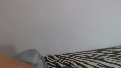 Snapshot of chantal_taylor_ chatting on 01-12-25, 12:01 Raquel online show from 01-12-25, 12:01