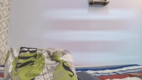 Snapshot of chantal_taylor_ chatting on 02-25-25, 06:09 Raquel online show from 02-25-25, 06:09