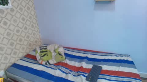 Snapshot of chantal_taylor_ chatting on 03-06-25, 06:26 Raquel online show from 03-06-25, 06:26