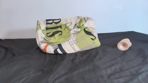 Snapshot of chantal_taylor_ chatting on 03-10-25, 06:12 Raquel online show from 03-10-25, 06:12