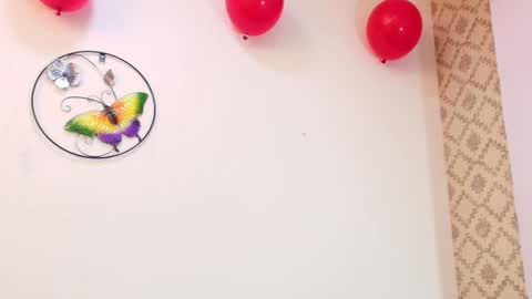 Snapshot of chantal_taylor_ chatting on 09-11-25, 12:05 Raquel online show from 09-11-25, 12:05