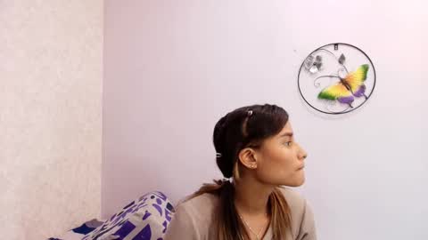 Snapshot of chantal_taylor_ chatting on 09-22-25, 12:07 Raquel online show from 09-22-25, 12:07