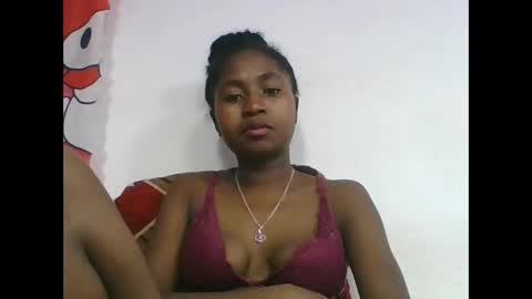 Snapshot of chantale483461 chatting on 05-01-26, 05:34 chantale483461 online show from 05-01-26, 05:34