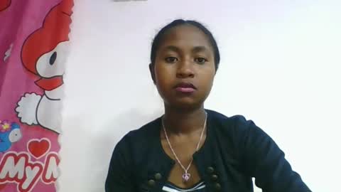 Snapshot of chantale483461 chatting on 05-10-26, 05:12 chantale483461 online show from 05-10-26, 05:12